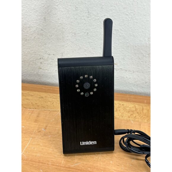 Uniden UDWC23 Wireless Security Camera W/ Cable - Picture 2 of 7